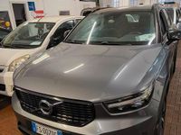 Usata Volvo XC40 R-Design 190 CV (139 kW) 2018 Grigio SUV