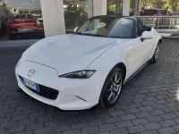 Usata Mazda MX5 Exclusive-Line 132 CV (97 kW) 2023 Bianco Cabrio