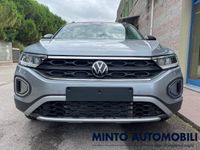Usata VW T-Roc Pro 150 CV (110 kW) 2024 Argento SUV