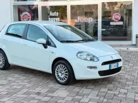 Usata Fiat Punto Street 75 CV (55 kW) 2014 Bianco Utilitaria
