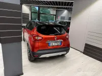 Usata Renault Captur 90 CV (66 kW) 2015 Arancione SUV