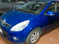 Usata Hyundai i20 Edition 78 CV (57 kW) 2011 Bluazzurro Utilitaria
