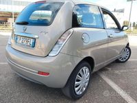 Usata Lancia Ypsilon 75 CV (55 kW) 2008 Beige Utilitaria