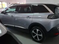 Usata Peugeot 5008 GT 131 CV (96 kW) 2024 Argento SUV