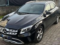 Usata Mercedes 180 131 CV (96 kW) 2019 Nero Berlina