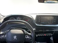 Usata Peugeot 208 Active 101 CV (74 kW) 2023 Giallo Utilitaria