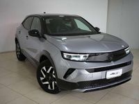 Usata Opel Mokka 131 CV (96 kW) 2025 Kontrast grey SUV