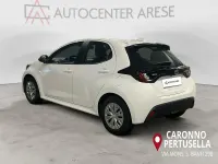 Usata Toyota Yaris Hybrid Active 92 CV (67 kW) 2025 Bianco Cabrio