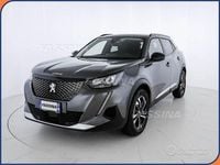Usata Peugeot 2008 Allure 101 CV (74 kW) 2022 Grigio SUV