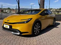 Usata Toyota Prius Lounge 151 CV (111 kW) 2023 Giallo Utilitaria
