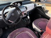 Usata Lancia Ypsilon 69 CV (50 kW) 2010 Nero Utilitaria