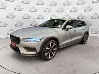 Usata Volvo V60 CC Plus 197 CV (144 kW) 2023 Grigio Station wagon