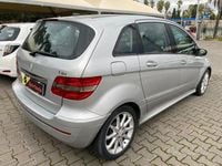 Usata Mercedes B180 109 CV (80 kW) 2008 Grigio Monovolume