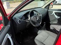 Gebraucht Dacia Sandero 75 PS (55 kW) 2010 Rot Limousine