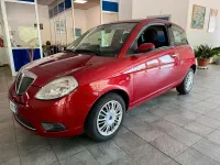 Usata Lancia Ypsilon 75 CV (55 kW) 2009 Rosso Utilitaria