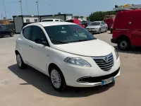 Usata Lancia Ypsilon Gold 95 CV (69 kW) 2014 Bianco Utilitaria