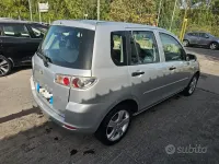 Usata Mazda 2 Style 68 CV (50 kW) 2007 Grigio Utilitaria