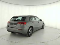Usata Mercedes A180 116 CV (85 kW) 2022 Grigio Berlina
