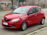 Usata Lancia Ypsilon Gold 69 CV (50 kW) 2017 Rosso Utilitaria