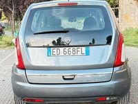 Usata Lancia Musa 90 CV (66 kW) 2011 Grigio Monovolume