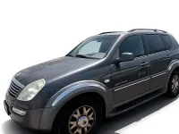 Usata SsangYong Rexton 165 CV (121 kW) 2005 Grigio SUV