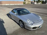 Usata Porsche 996 345 CV (253 kW) 2004 Grigio Cabrio