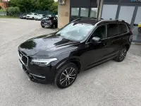 Usata Volvo XC90 Momentum 190 CV (139 kW) 2018 Nero SUV