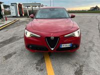 Usata Alfa Romeo Stelvio Executive 210 CV (154 kW) 2017 Rosso SUV