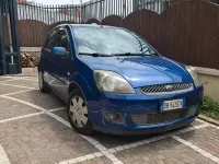 Usata Ford Fiesta 68 CV (50 kW) 2007 Bluazzurro Utilitaria