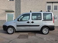 Usata Fiat Doblò 103 CV (75 kW) 2009 Grigio Monovolume