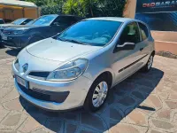 Usata Renault Clio III 75 CV (55 kW) 2006 Argento Berlina