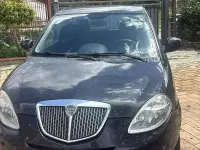 Usata Lancia Ypsilon 75 CV (55 kW) 2012 Nero Utilitaria
