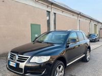 Usata VW Touareg 240 CV (176 kW) 2009 Nero SUV
