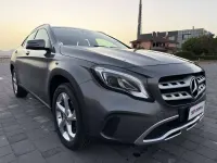 Usata Mercedes GLA200 136 CV (100 kW) 2018 Argento SUV