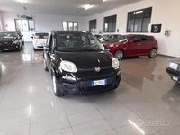 Usata Fiat Panda Lounge 69 CV (50 kW) 2014 Nero Utilitaria
