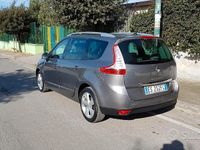 Usata Renault Scénic 110 CV (80 kW) 2013 Monovolume
