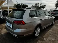 Usata VW Golf VII 116 CV (85 kW) 2019 Grigio Station wagon