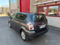 Usata Toyota Corolla Verso 129 CV (94 kW) 2008 Grigio Monovolume