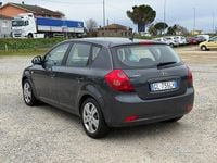 Usata Kia Ceed EX 109 CV (80 kW) 2008 Grigio Utilitaria