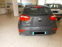Käytetty Kia Rio Active 75 HP (55 kW) 2016 Harmaa Viistoperä