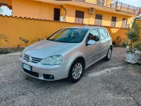Usata VW Golf V 115 CV (84 kW) 2004 Grigio Utilitaria