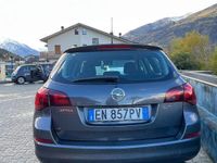 usata Opel Astra 2.0 CDTI DPF Sports Tourer Sport