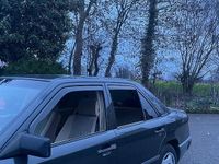 Usata Mercedes 200 1989 Grigio Berlina