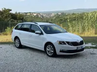 Usata Skoda Octavia Executive 116 CV (85 kW) 2019 Bianco Station wagon
