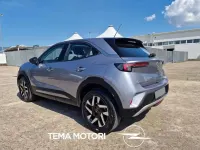 Usata Opel Mokka Elegance 110 CV (80 kW) 2023 Argento SUV