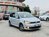 Usata VW Touran 105 CV (77 kW) 2011 Grigio Monovolume