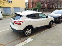 Usata Nissan Qashqai 131 CV (96 kW) 2016 Bianco SUV