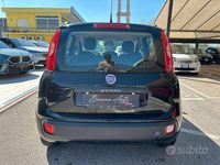 Begagnad Fiat Panda Lounge 69 HK (50 kW) 2016 Svart Halvkombi