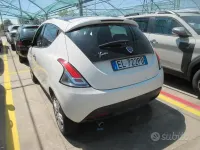 Usata Lancia Ypsilon S 95 CV (69 kW) 2012 Bianco Utilitaria