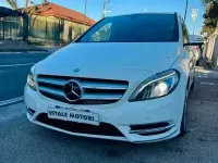 Begagnad Mercedes B200 Premium 136 HK (100 kW) 2012 Vit Minibuss